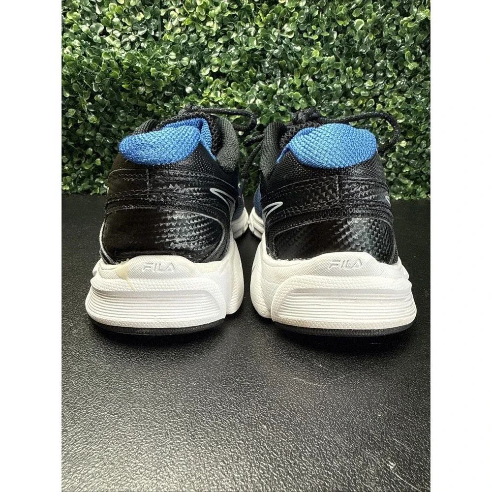 Fila running shoes Men's Size 10 Blue Sneakers